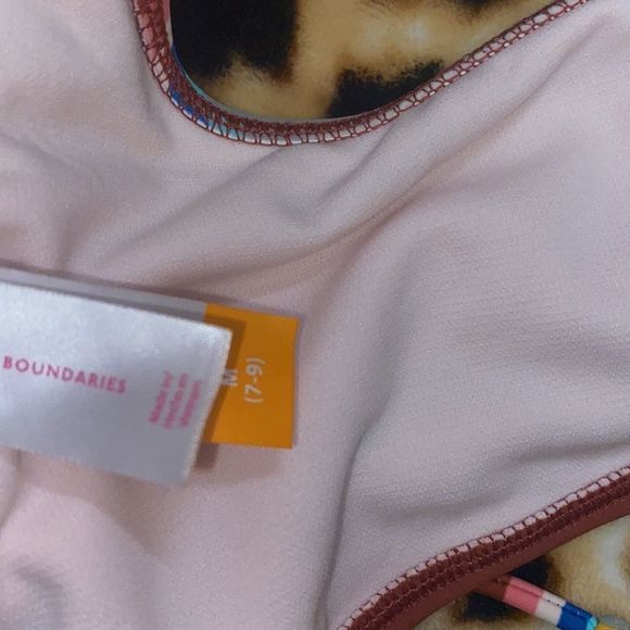 NWOT Striped bikini top size med - Picture 5 of 5